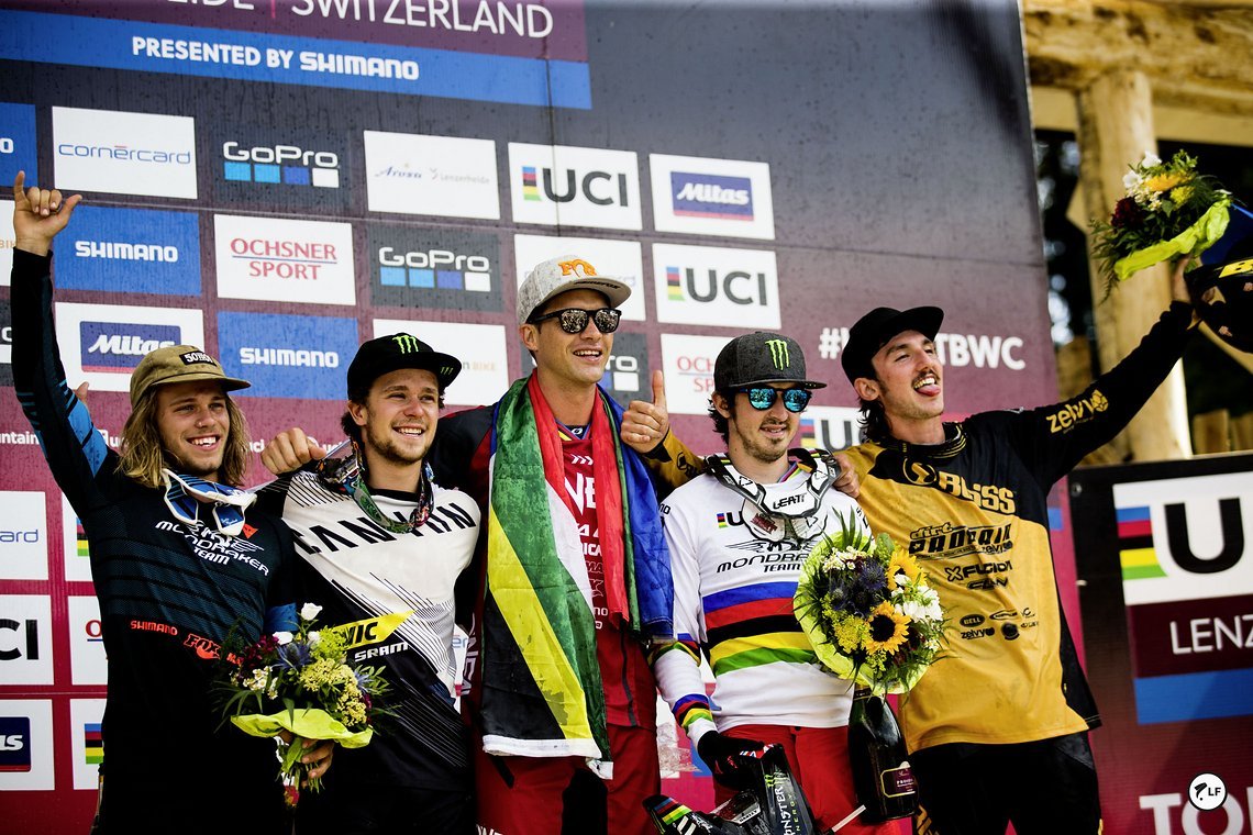 Laurie Greenland, Troy Brosnan, Greg Minnaar, Danny Hart und Phil Atwill gehen als die Top 5 vom heutigen Tage nach Hause.