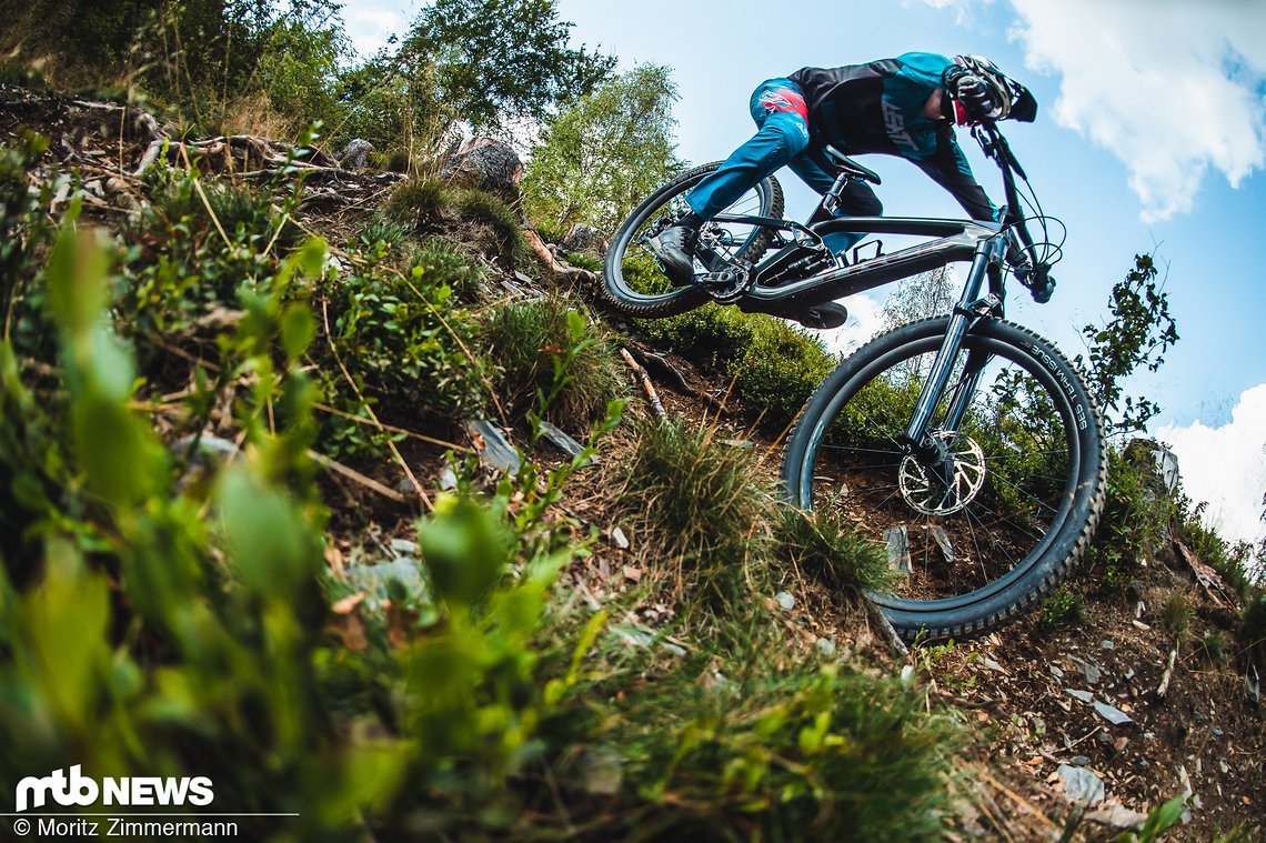 Ein sehr, sehr guter Allrounder ist das neue Trek Slash, das ähnlich wie das Tarvo kein reiner Baller-Bolide ist