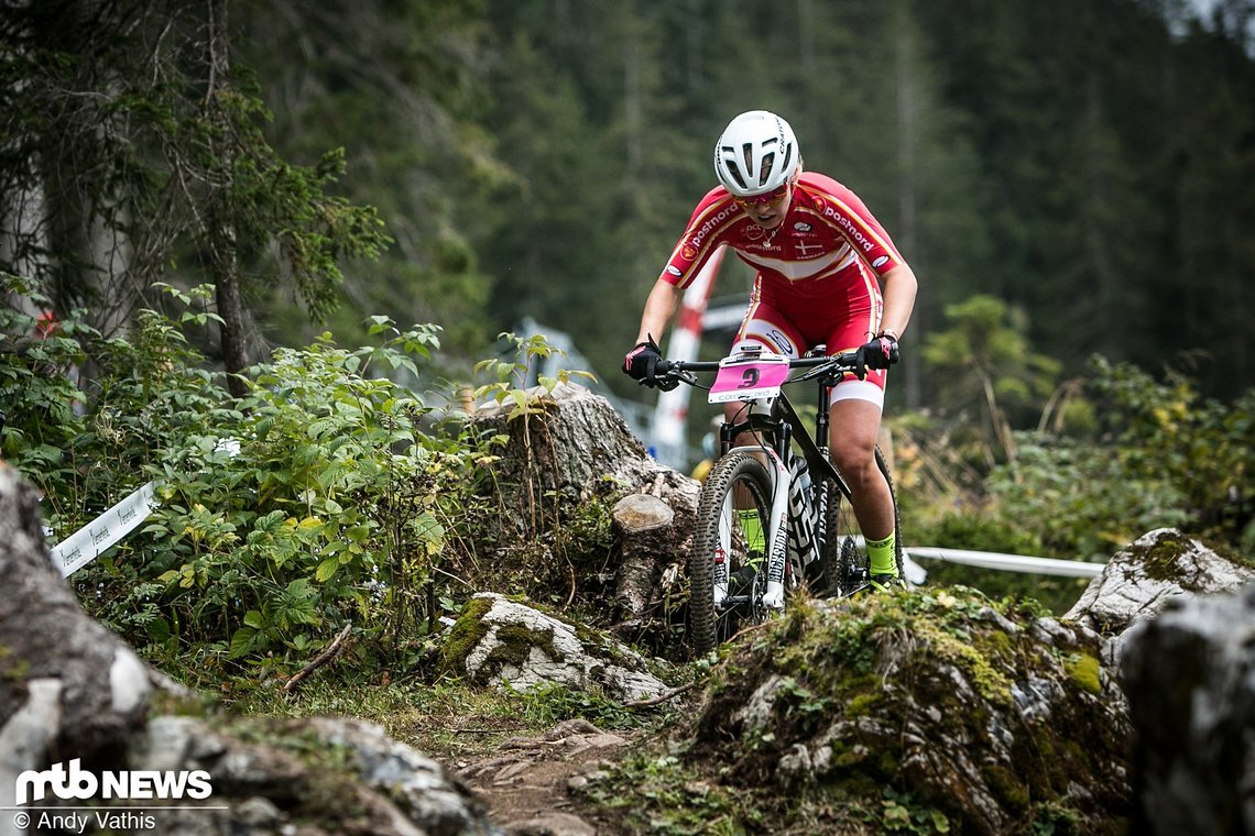 Melene Degn auf ihrem Hardtail