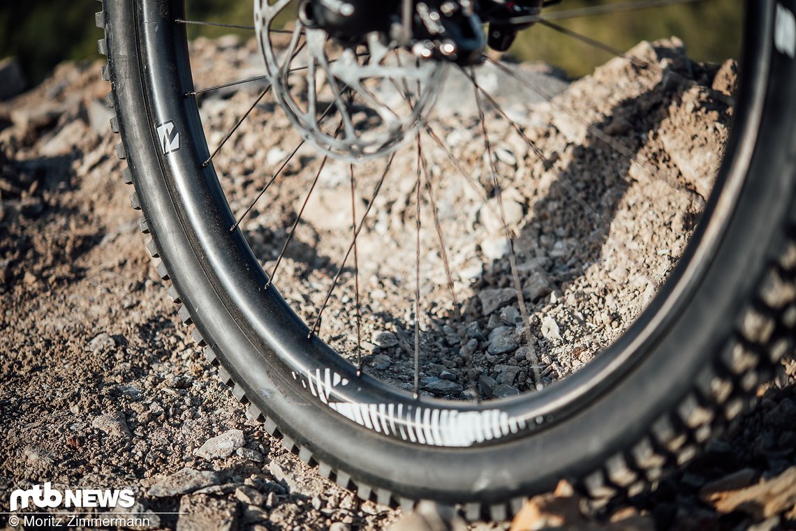 Kleine Räder, steife Carbon-Felgen und dünne Reifen ergeben meist ein sehr sprintstarkes Bike