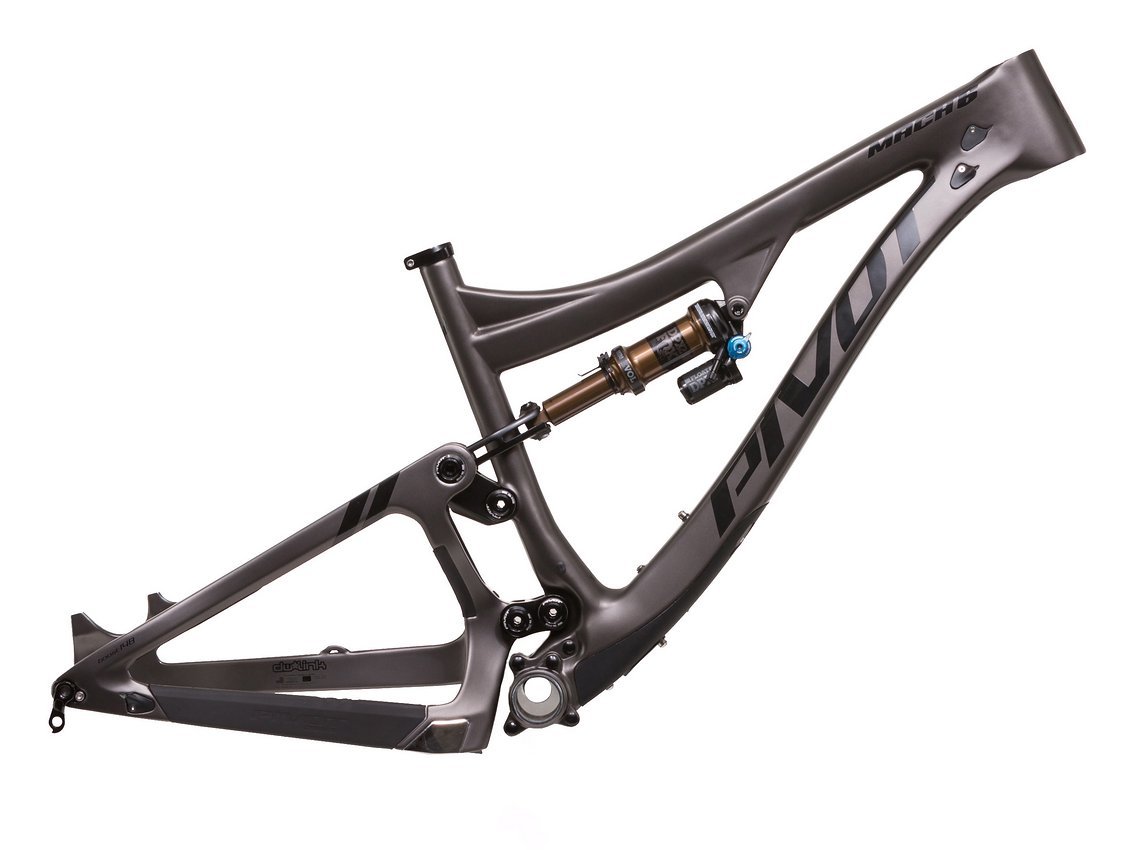 Pivot Mach 6 Carbon schwarz