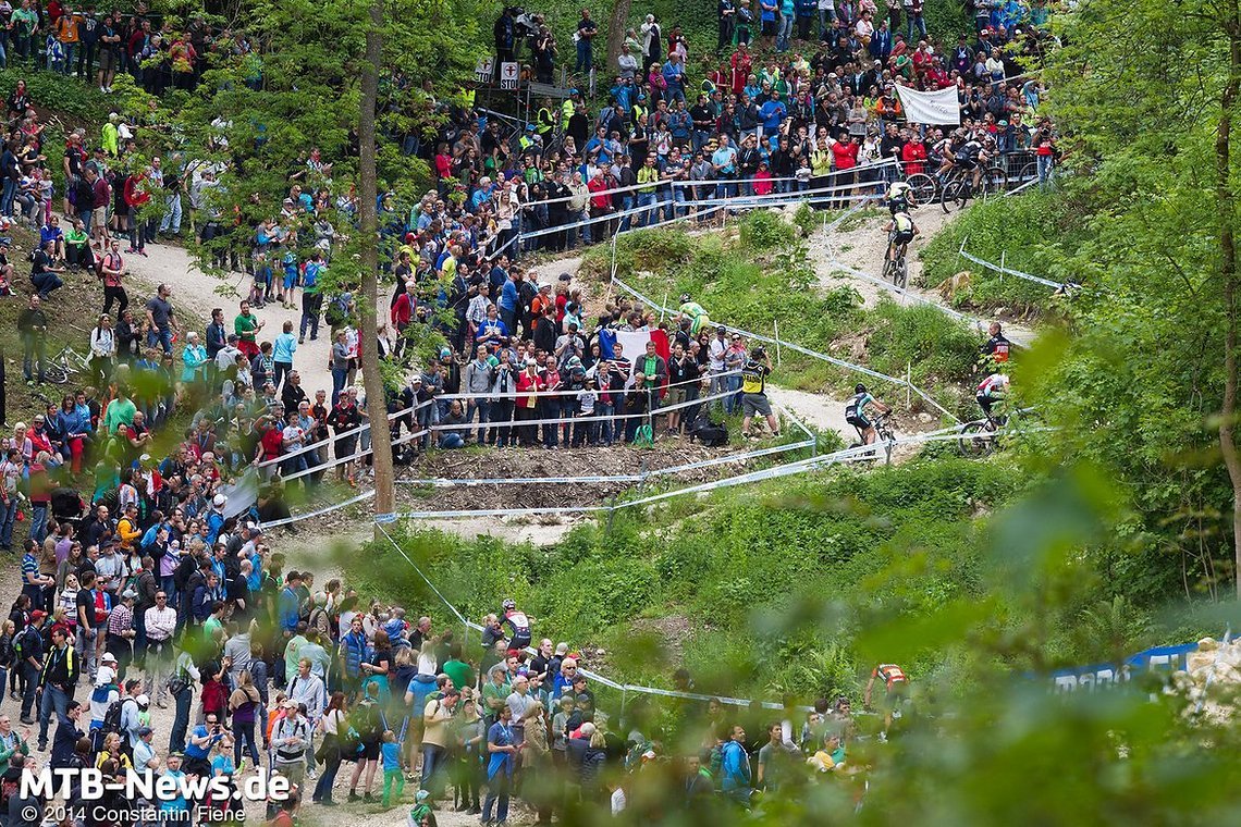 2014. Nach den Sprintwettbewerben hieß es wieder: "Full House" im Hexenkessel für die XC-Rennen