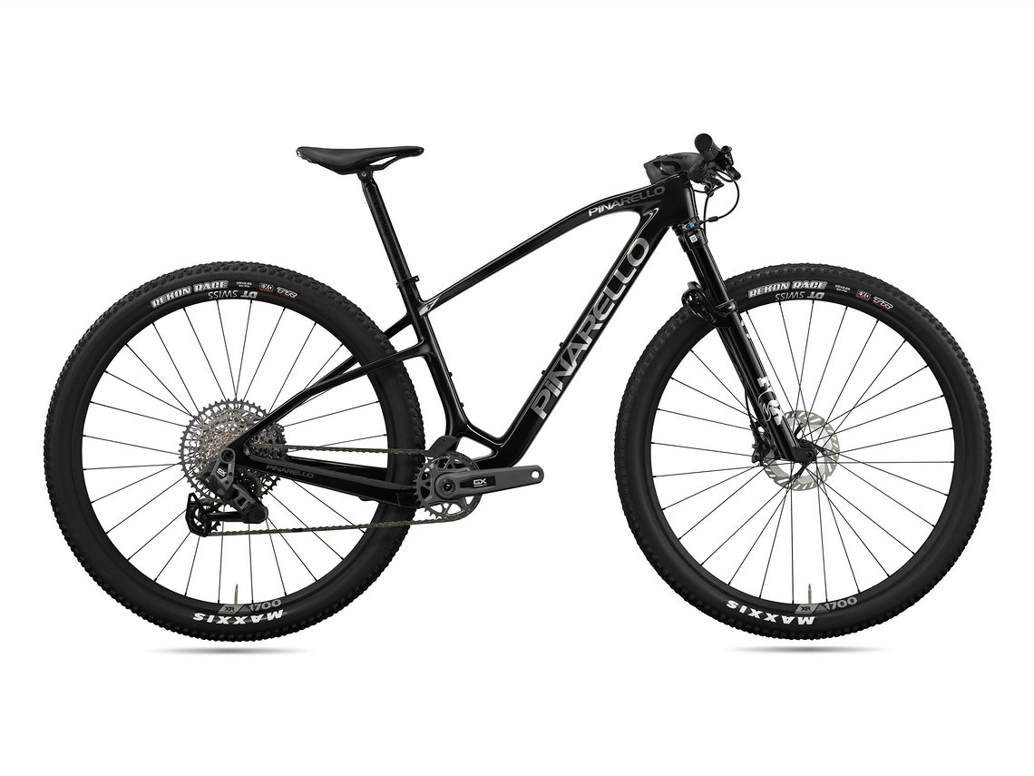 Das Pinarello XC Hardtail ist nur in der Farbe Pure Carbon erhältlich.