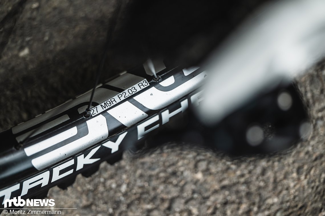 Gemeinsam mit Enve testet das Team derzeit neue Carbon-Felgen