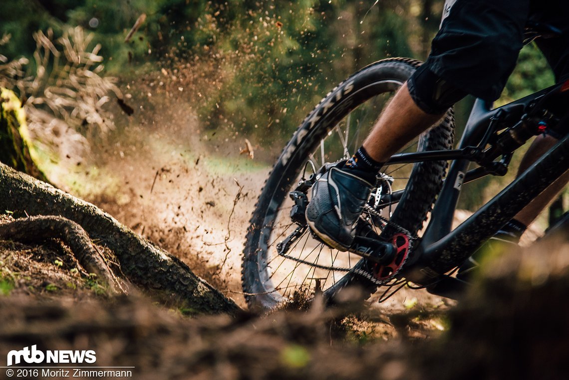 Auf losem Gelände fühlt sich der Maxxis Ikon nicht besonders wohl