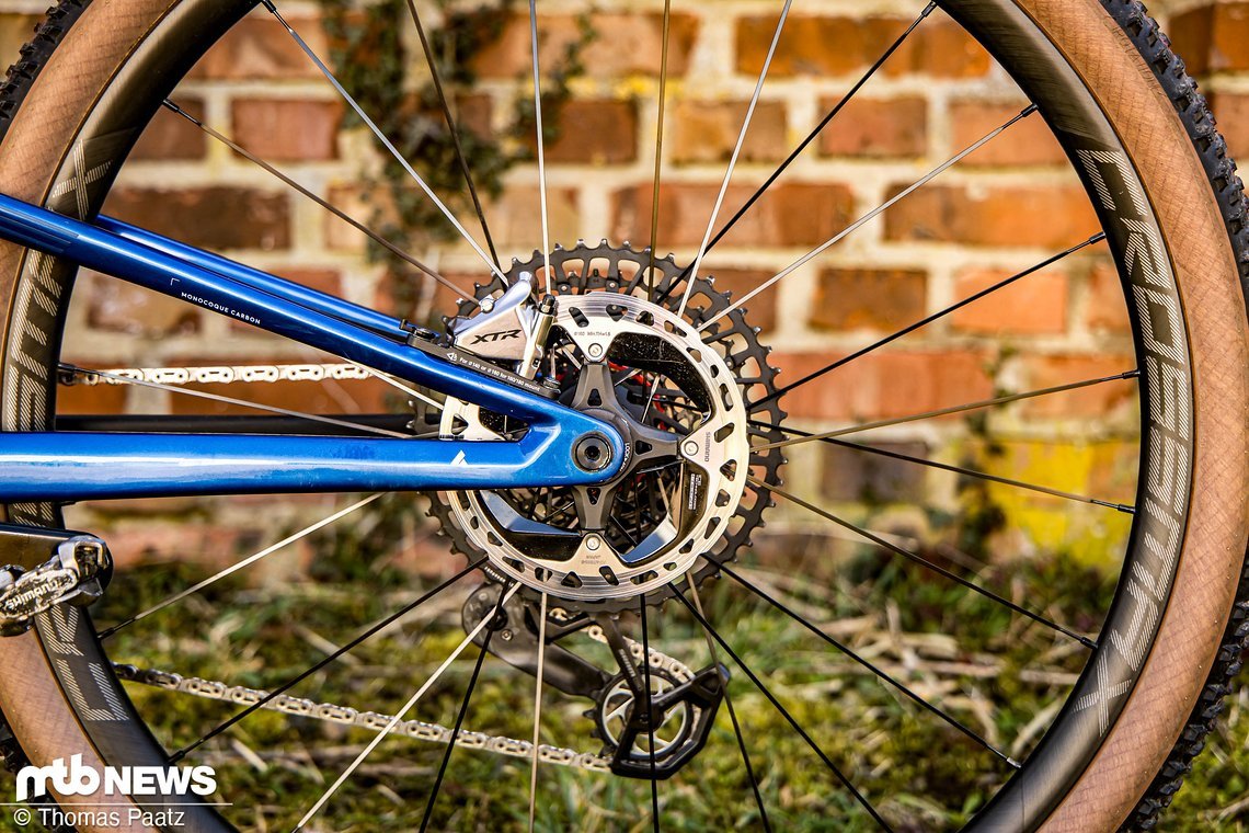 Nicht selbstverständlich, SRAM Antrieb und Shimano Bremsen.