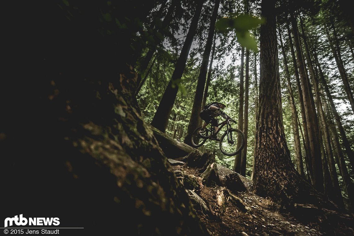 Noel beim Einstieg zu "Ladies only" – ein Doubleblack-Diamond Trail