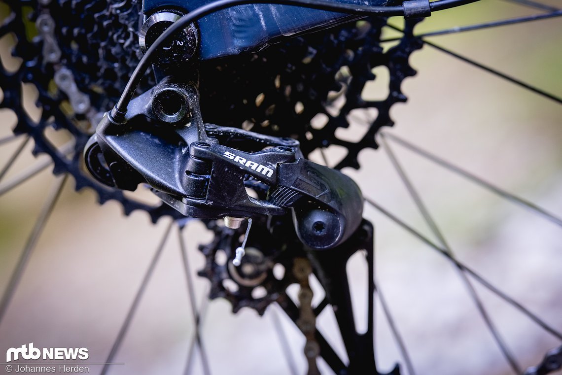 Die Schaltung kennen wir gut: Eine SRAM SX Eagle kommt hier zum Einsatz.
