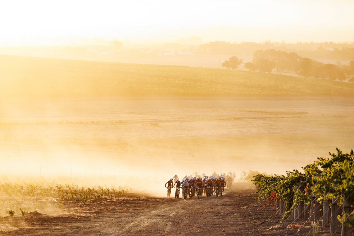The lead bunch during Stage 1 of the 2025 Absa Cape Epic Mountain Bike stage race held at Meerendal Wine Estate, Cape Town, South Africa on the 17th March 2025. Photo by Nick Muzik/Cape Epic
PLEASE ENSURE THE APPROPRIATE CREDIT IS GIVEN TO THE PHOTOG