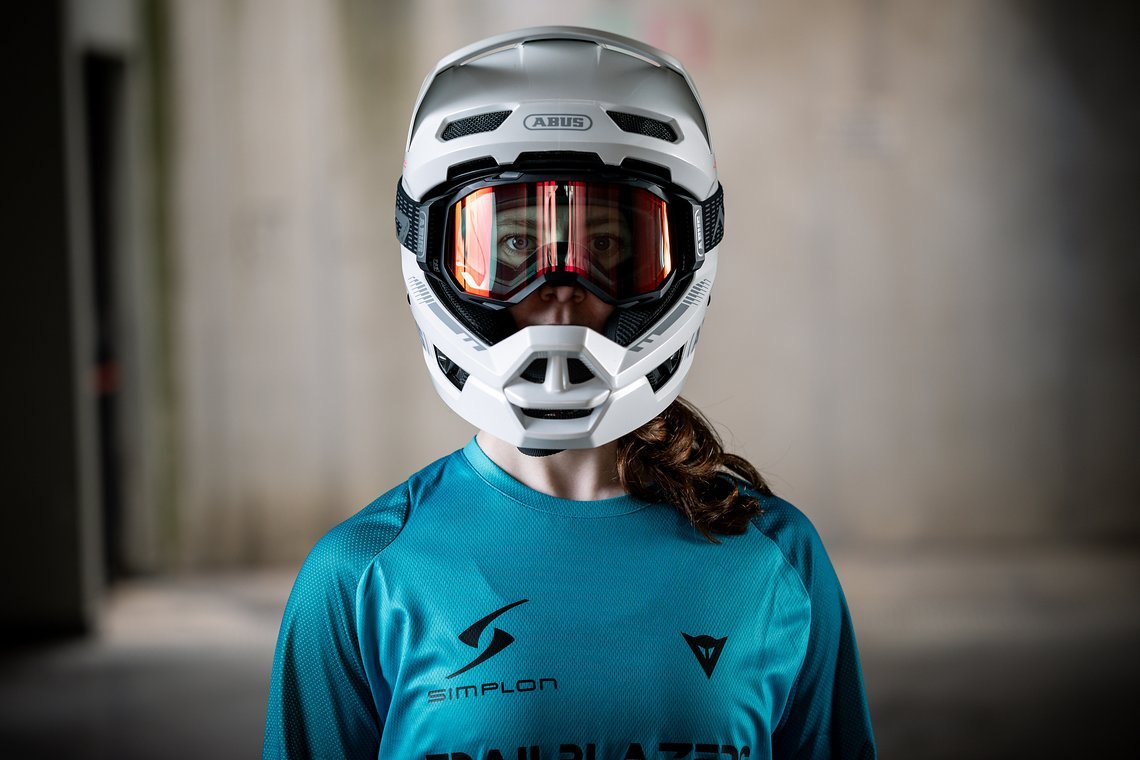 2024 fokussiert sich Raphaela Richter voll auf den Enduro World Cup und möchte wieder vorne mitfahren.