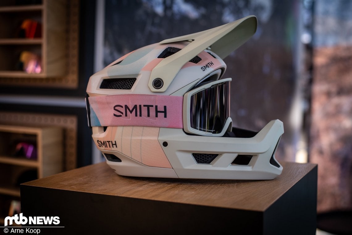 Für den Smith Mainline-Enduro-Fullface-Helm gibt es einen neuen Colourway.