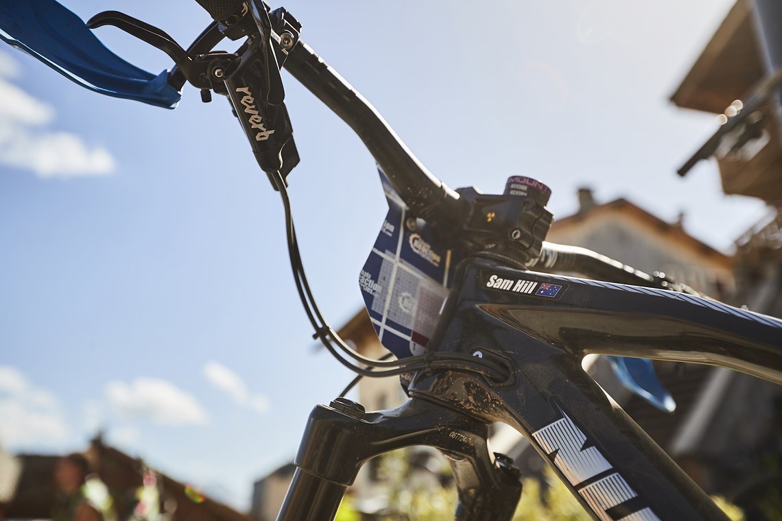 Sam Hill Race bike (4)