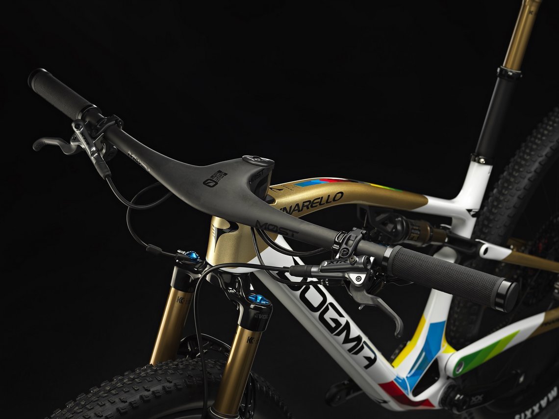 Alle Modelle kommen mit einem Carbon-Cockpit und integrierter Kabelführung.