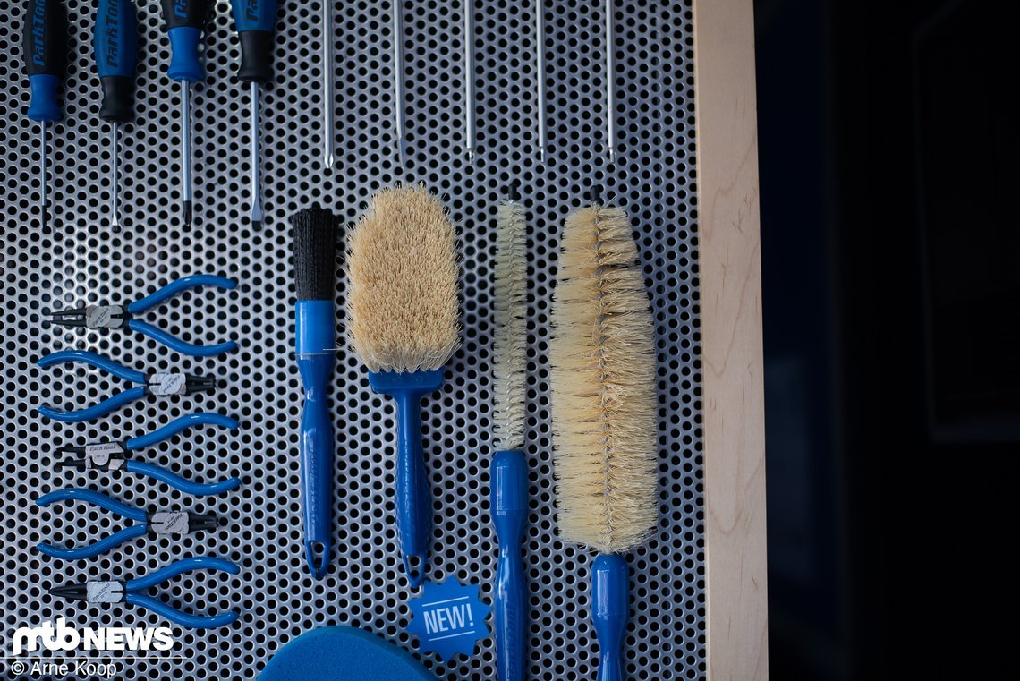Das Parktool Bürsten Set BCB-5 schlägt mit einem Preis von $ 15 zu Buche.