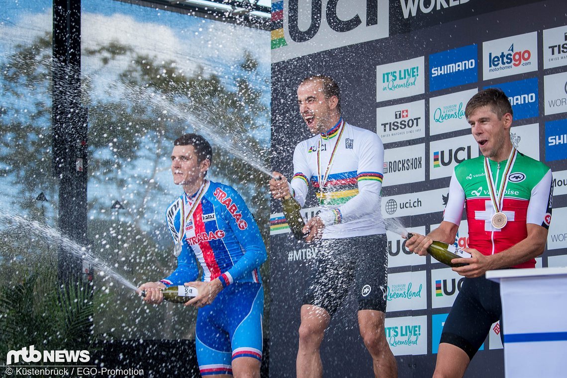 170909 04555 by Kuestenbrueck AUS Cairns WCh XCO ME ceremony Kulhavy Schurter Litscher-2