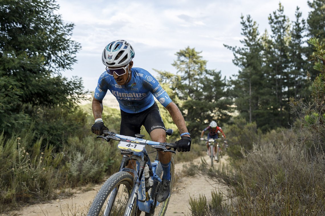 during Stage 4 of the 2025 Absa Cape Epic Mountain Bike stage race held at Fairview, Paarl, Cape Town, South Africa on the 20th March 2025. Photo by Nick Muzik/Cape Epic
PLEASE ENSURE THE APPROPRIATE CREDIT IS GIVEN TO THE PHOTOGRAPHER AND ABSA CAPE 