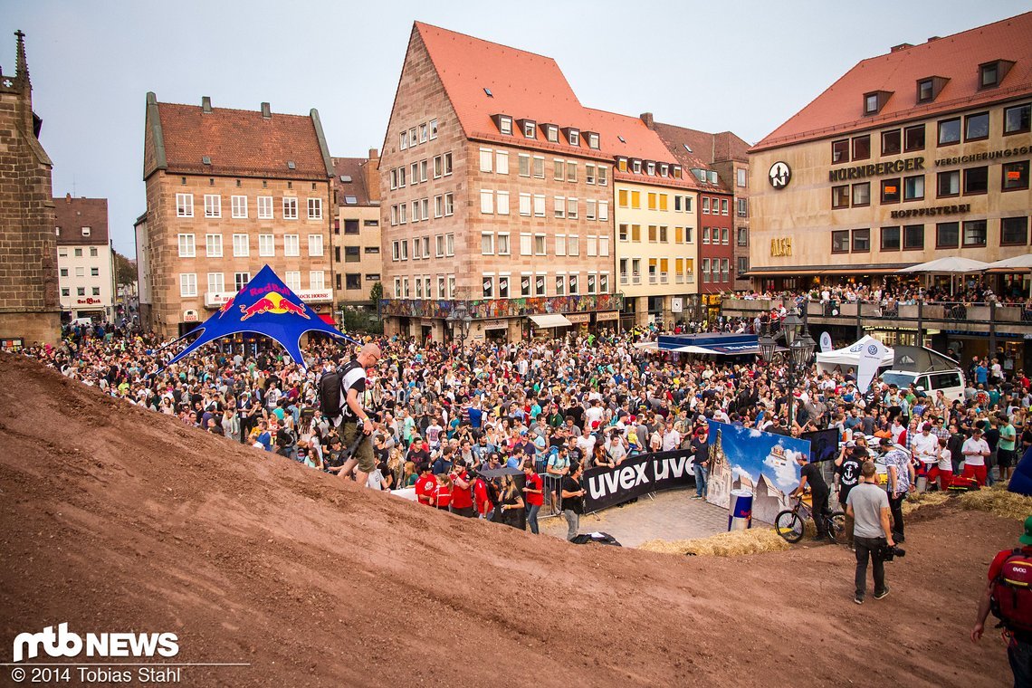 Menschenmassen bereits am Vorabend des großen Events: Der Best Trick Contest ist bestens besucht gewesen
