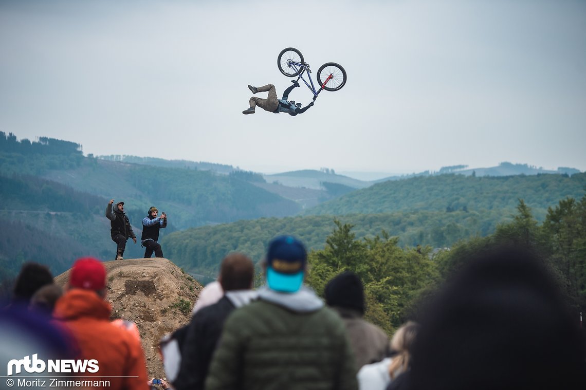 Dieses Jahr hatte das Slopestyle Event im Rahmen des iXS Dirt Masters Festivals glücklicherweise wieder den begehrten Gold-Status.