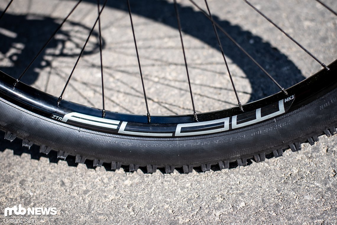 Der Laufradsatz bestand aus ZTR Flow MK3-Felgen …