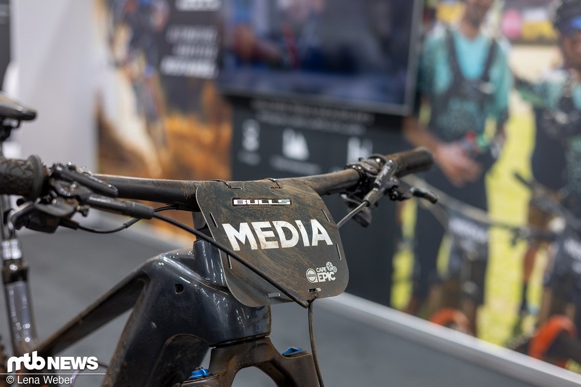 … und fungiert als Media-Bike vor Ort – denn beim Cape Epic wird teilweise mit dem E-MTB zur Berichterstattung mitgefahren.