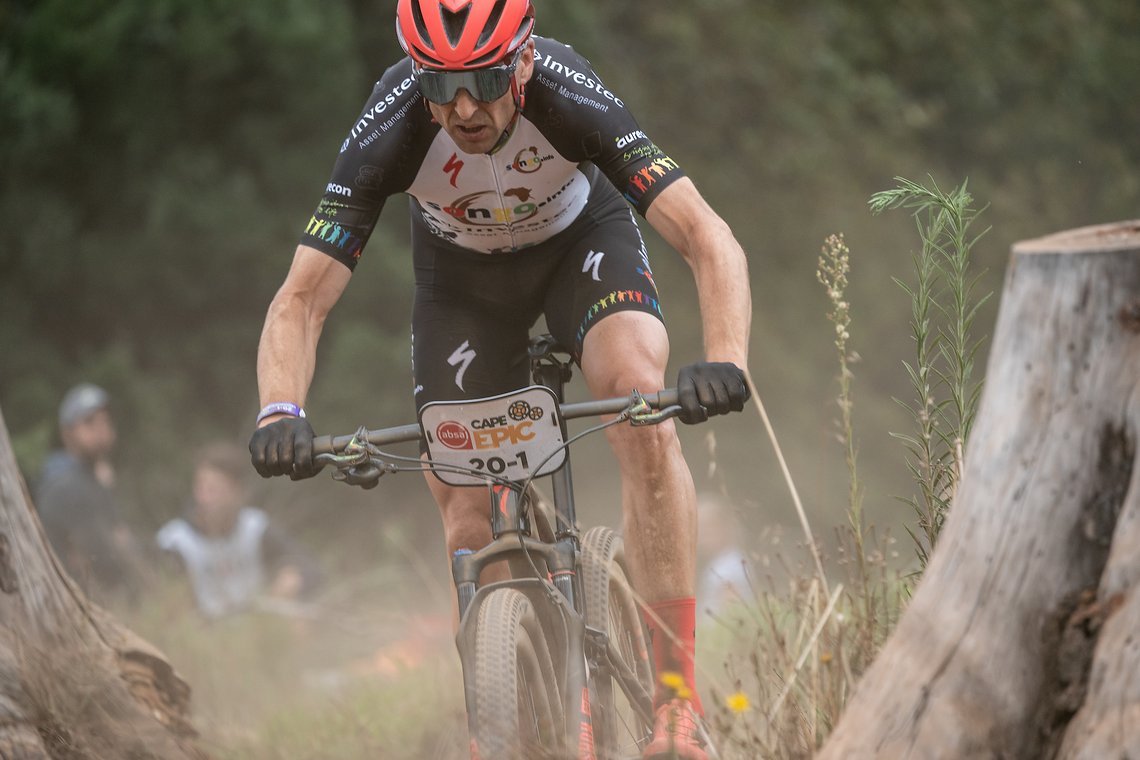 Cape Epic-Rekordsieger Christoph Sauser ist in diesem Jahr mit Nachwuchstalent Simon Andreassen am Start des Cape Epic. Heute belegte das Duo den 22. Rang