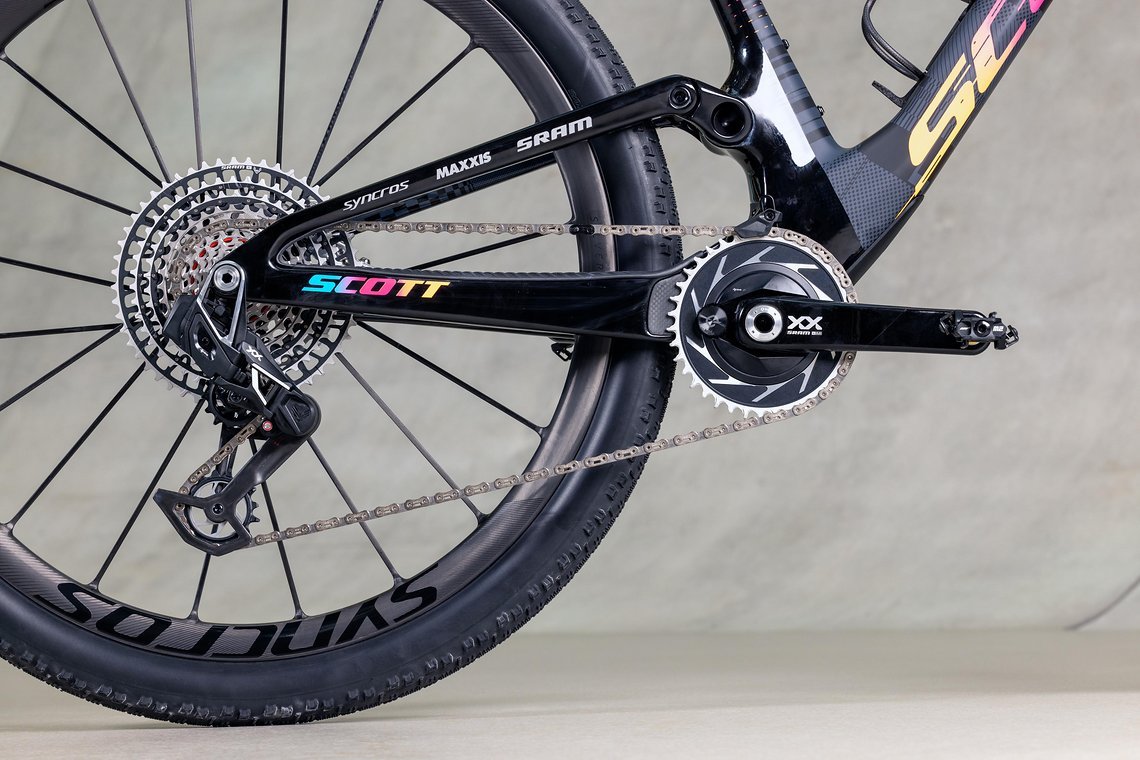 SCOTT-SRAM WORLD CHAMPS NINO SCHURTER 2023 SCOTT BIKE PHOTO BY MICHAEL RIEHLE 07