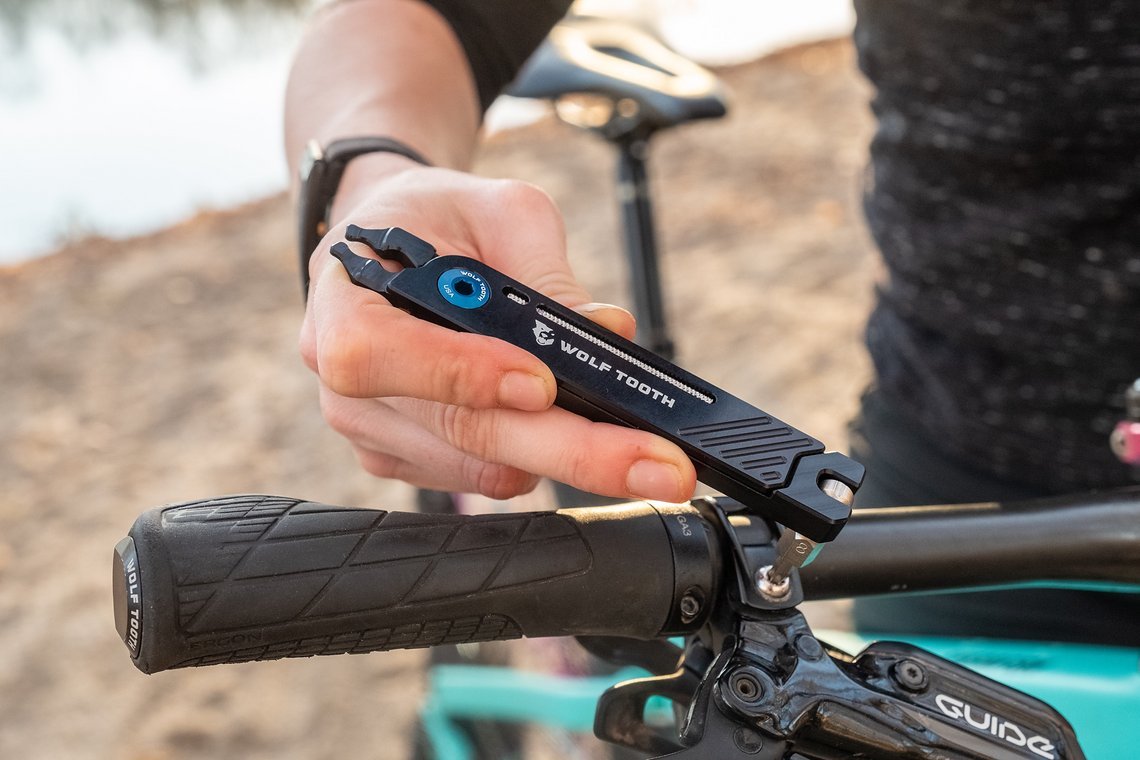 Wolf Tooth 8-Bit Pack Pliers Functions 5