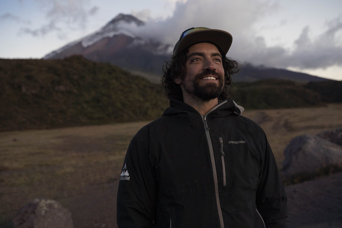 Surfing Trails in Ecuador – Nico Vink & William Roberts