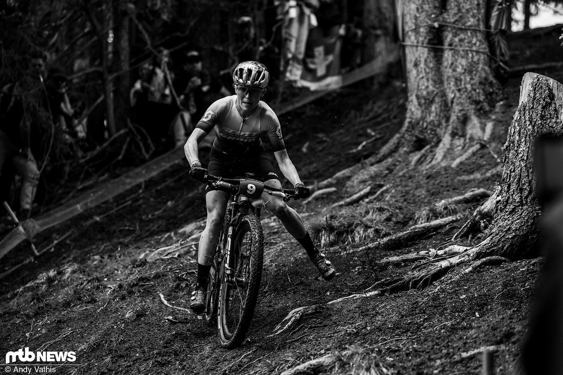 Kate Courtney erwischte in der Heimat ihres Scott-SRAM-Teams ein gutes Short Track-Rennen und schaffte als Achtplatzierte den Sprung in die erste Reihe für das folgende Cross-Country-Rennen.
