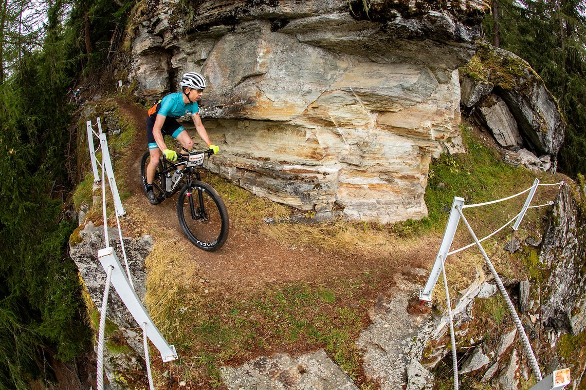 Andy Keayes navigates a tricky section of trail during Stage 4 of the 2018 Perskindol Swiss Epic held from Grächen to Zermatt, Valais, Switzerland on 14 September 2018. Photo by Nick Muzik. PLEASE ENSURE THE APPROPRIATE CREDIT IS GIVEN TO THE PHOTOGR