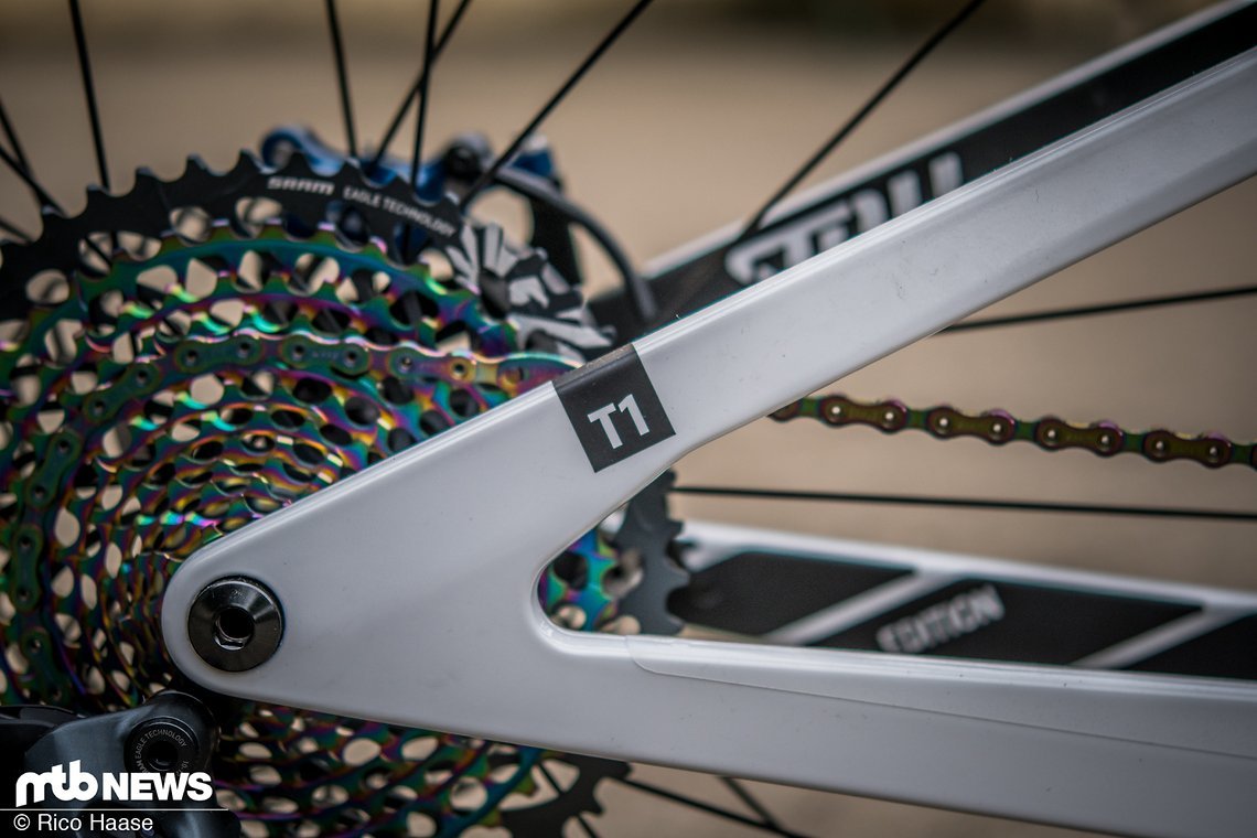 Regenbogenfarben: Die SRAM Eagle AXS-Kassette