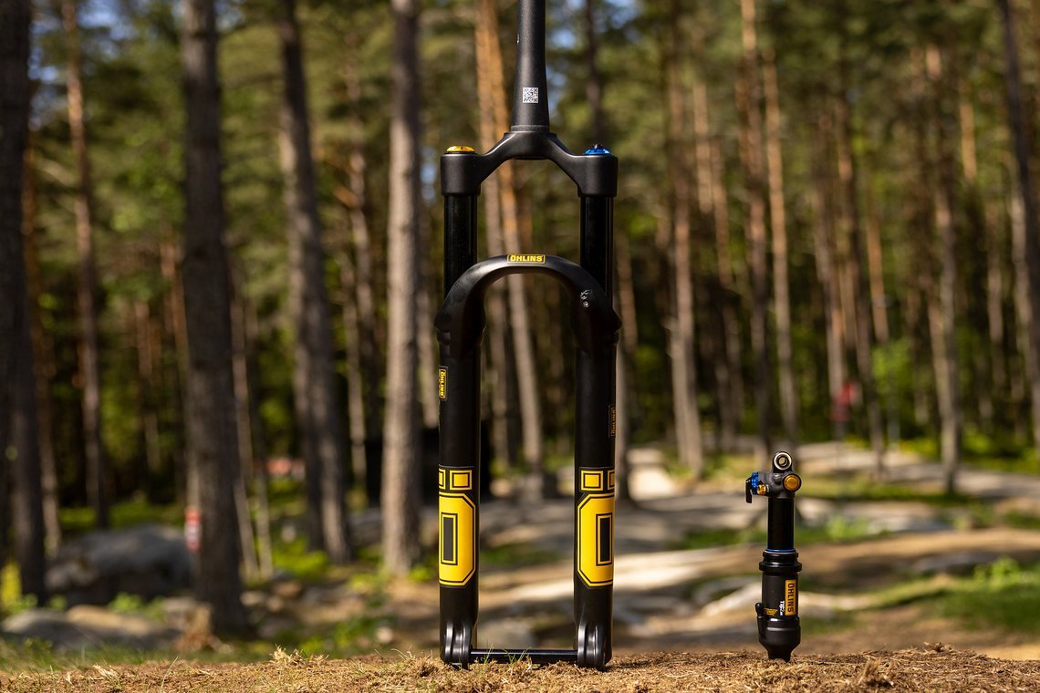 Die neue Öhlins RXC34-Federgabel ist wahlweise mit Aluminium- oder Carbon-Krone erhältlich