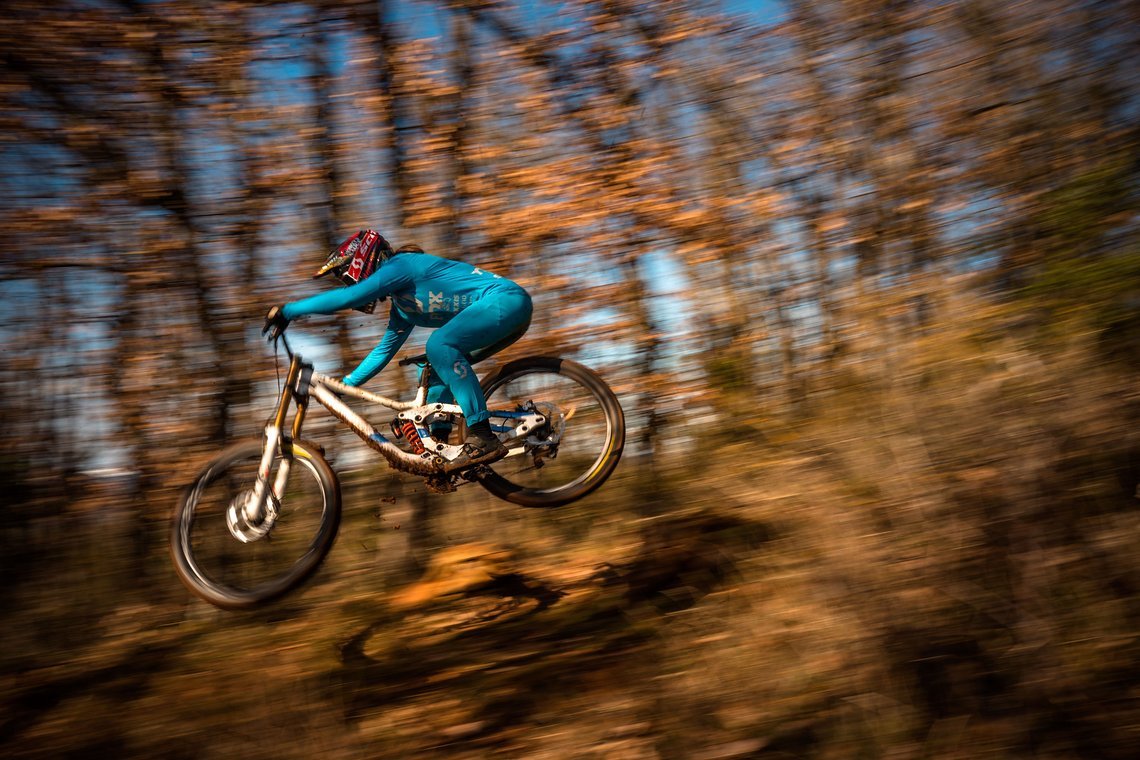 scott-sports-bike-2021-scott-dh-factory-actionImage-by-Keno Derleyn-DSC08678