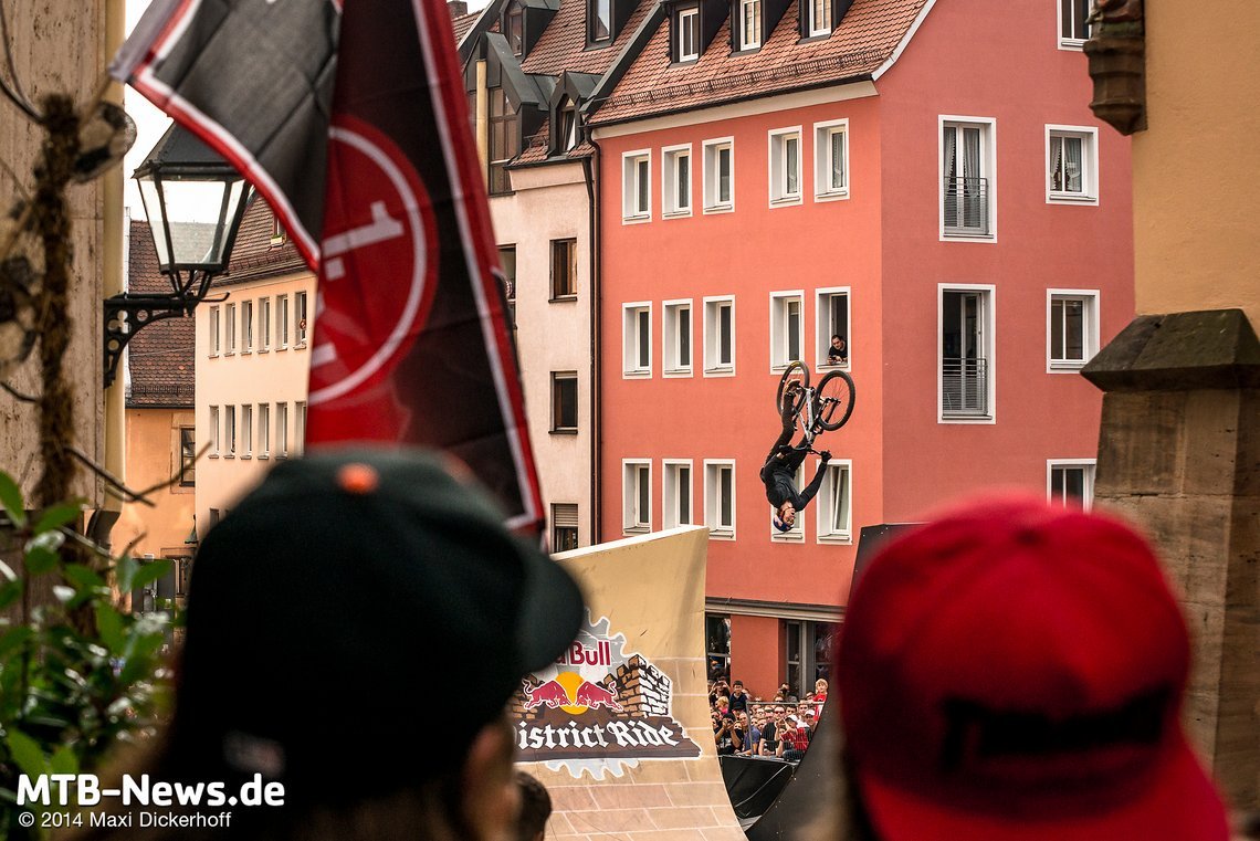 Backflip durch den Open Loop.