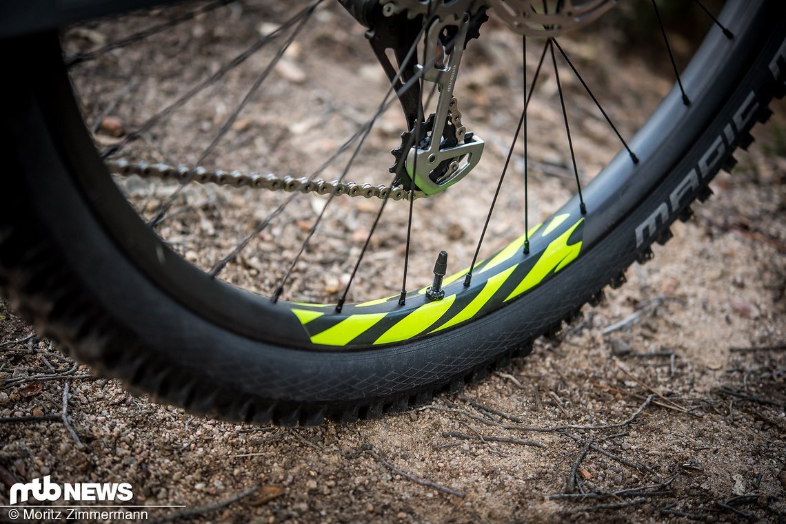 Die Ibis 742 Carbon-Felgen wirken sich positiv auf das Gewicht und die Beschleunigung aus