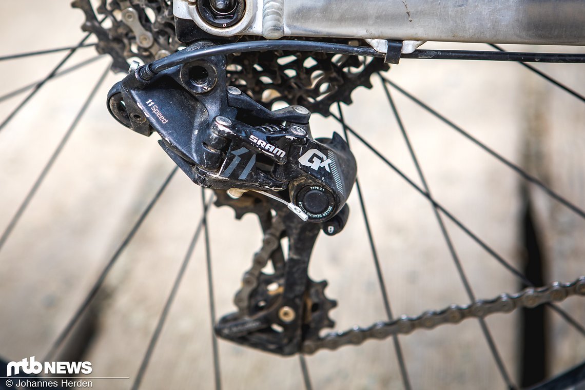 Geschaltet wird mit der SRAM GX 1x11-Schaltgruppe