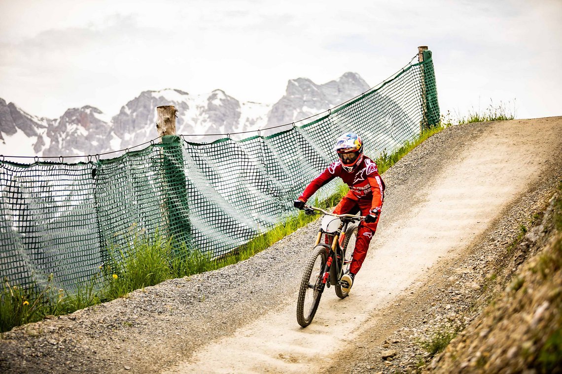 Aaron Gwin  Saalfelden Leogang by Sebastian Sternemann 040