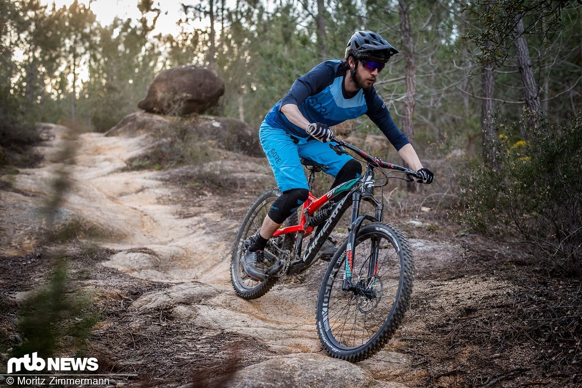 Lapierre ist mit dem Spicy Team Ultimate ein sehr guter Mix aus Laufruhe und Agilität gelungen. Ein reines Geradeaus-Bolzbike ist das Spicy nicht.
