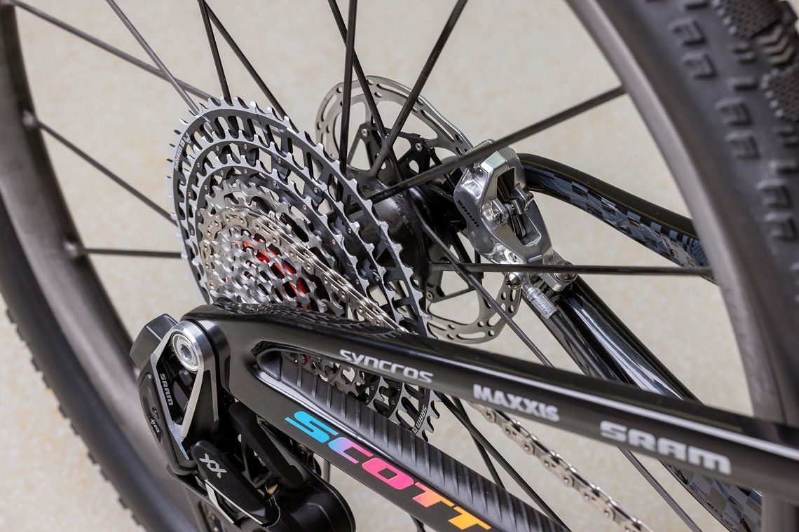 Am Heck kommt die nagelneue SRAM XX T-Type zum Einsatz.