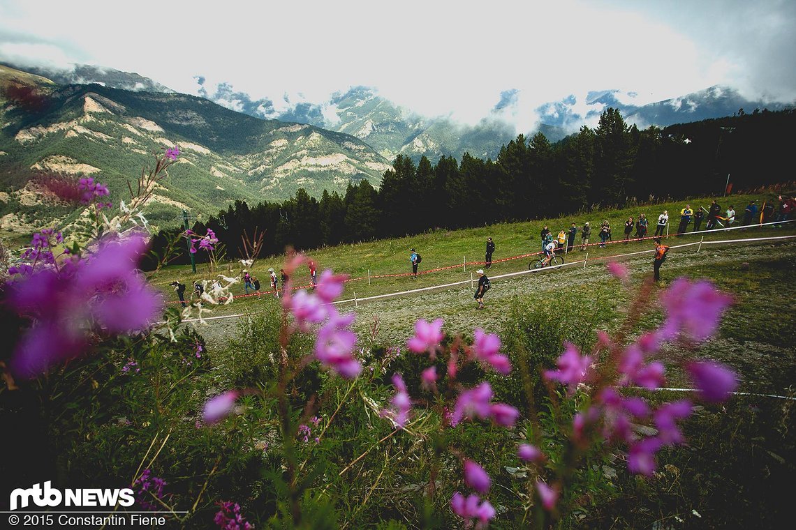 Morgens präsentierte sich das Wetter in Andorra noch von seiner besseren Seite. Nachmittags sollte der große Regen kommen.