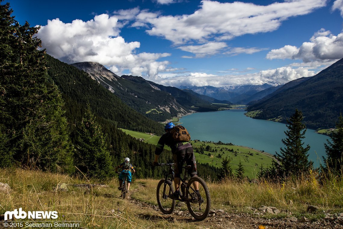 Bei dem Ausblick ist es schwer sich auf den Trail zu konzentrieren