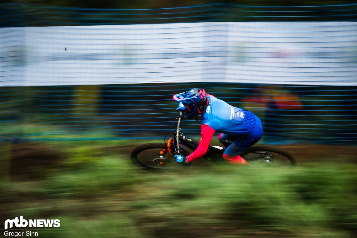 Das FMD Orbea-Team hat auf jeden Fall zu den eher auffälligeren Team-Kits gegriffen.