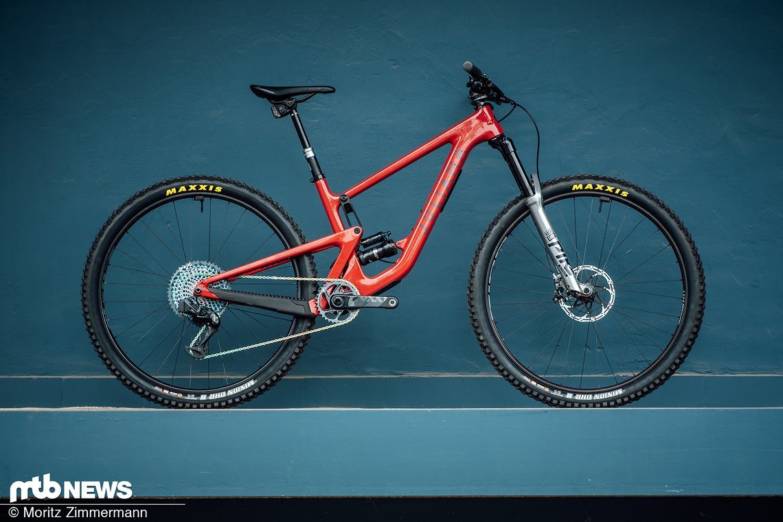 Wenn ihr dieses schicke Juliana Maverick-Trailbike gewinnen wollt, müsst ihr nur ein 30-sekündiges Video auf Instagram posten, in dem ihr erklärt, warum gerade ihr das Bike verdient habt
