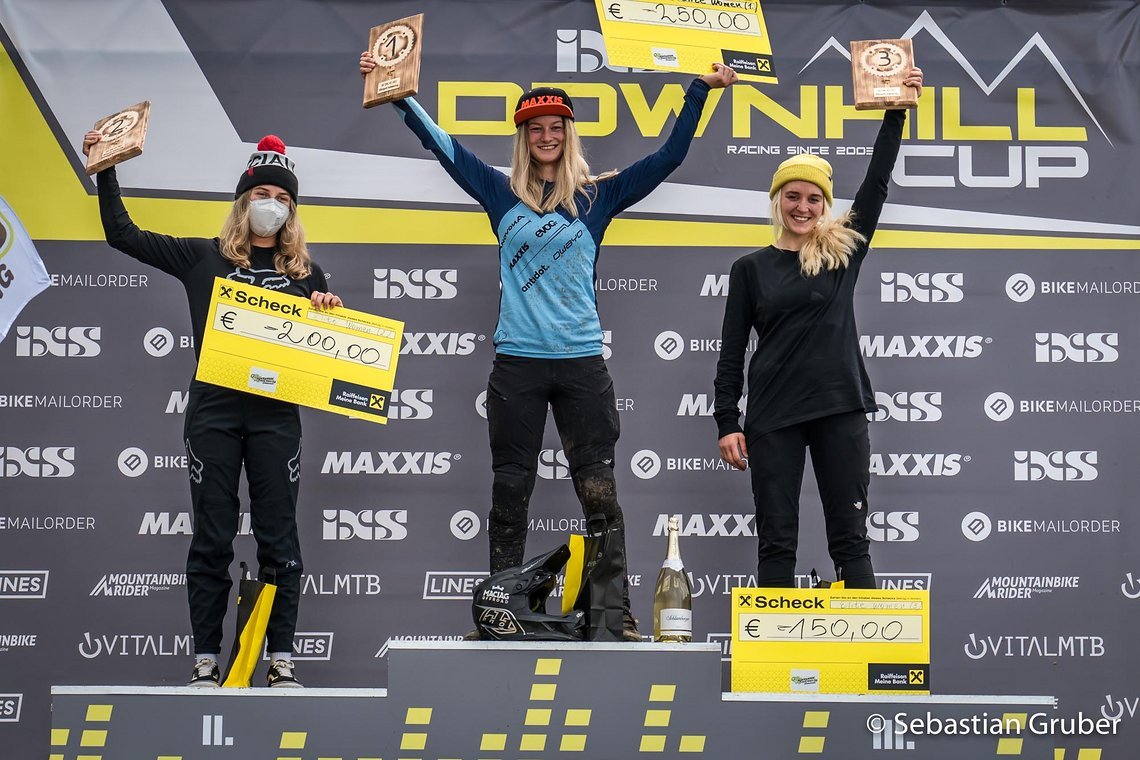 Podium Elite Women