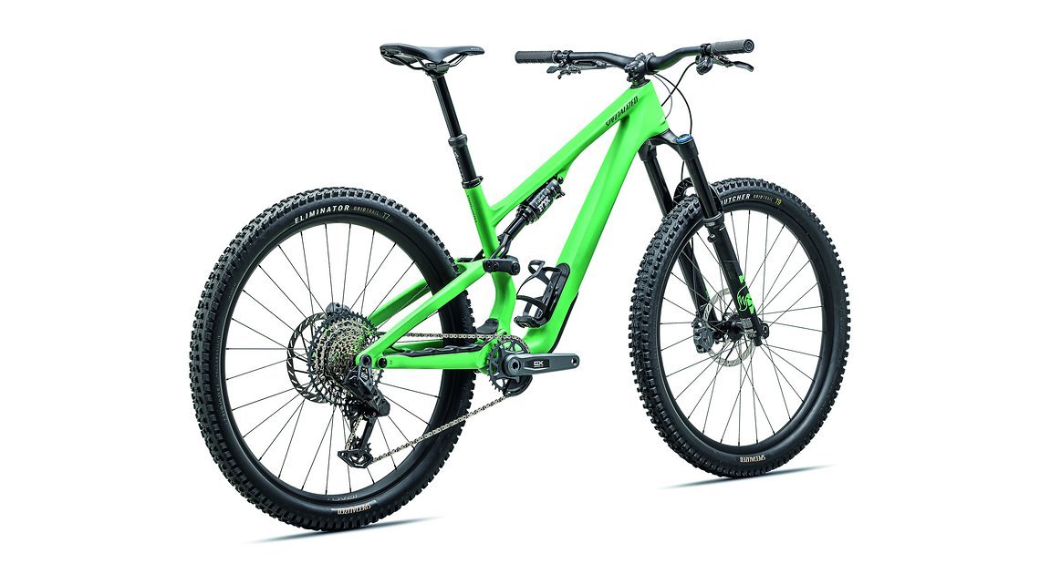 Dazu gibt's ein Fox Performance Elite-Fahrwerk, SRAM GX Transmission-Antrieb und Roval-Laufräder.