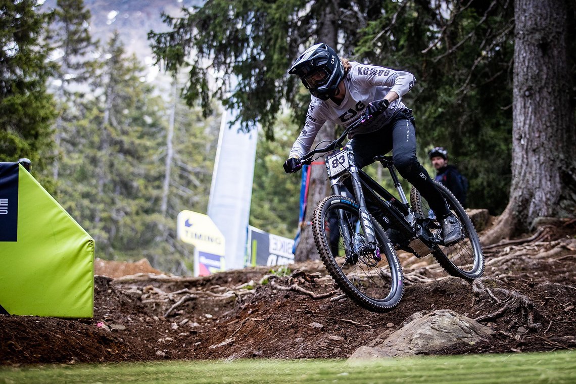 UCI DHI Worldcup Lenzerheide20230608 B55I6444 by Sternemann 3000 px