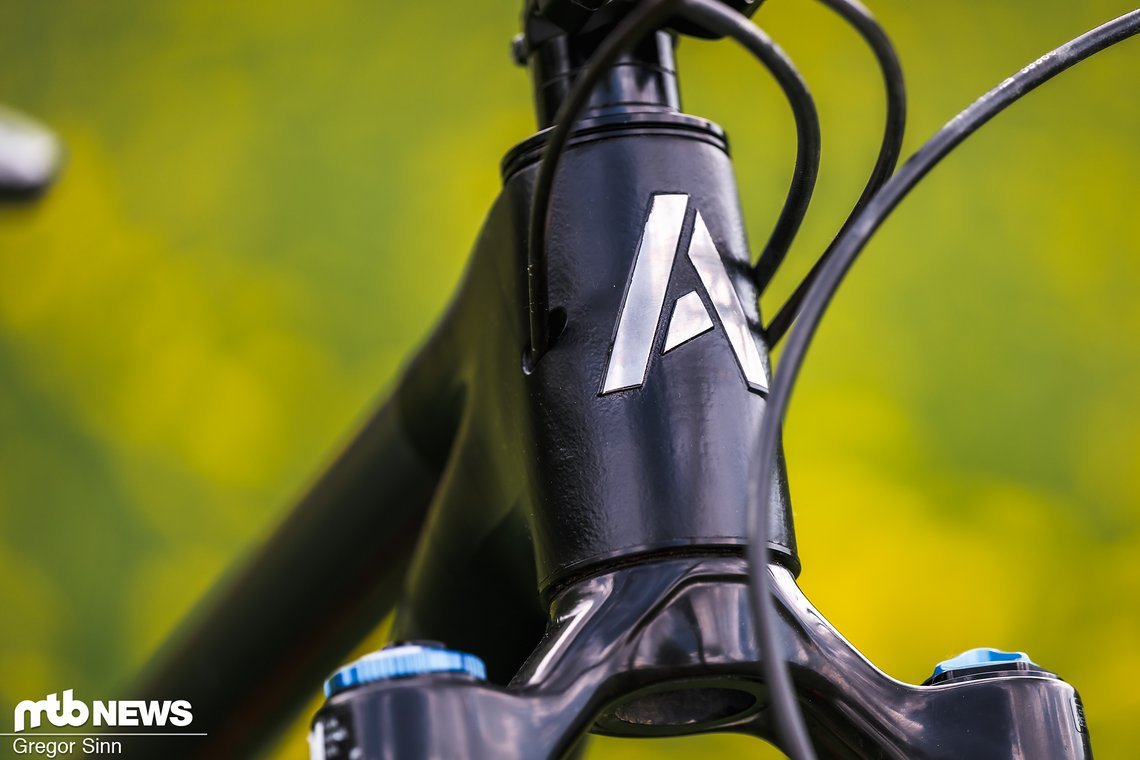 In den vergangenen Jahren hat sich die Firma mit ihren besonderen Bikes und bekannten Gründern einen Namen gemacht.