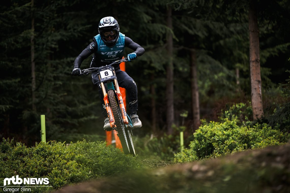 Das Yeti-Team hat ziemlich aufgestockt und mit Jonty Williamson Junioren-Verstärkung am Start.