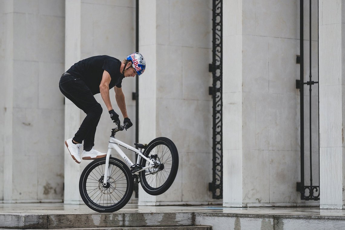 Fabio kombiniert beim Fahren Trial, Bmx, FR und Dirt