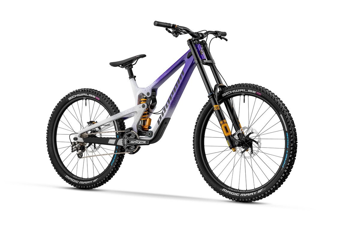 PROPAIN-Rage-3-R-CF-replica-002-Falch-Photography